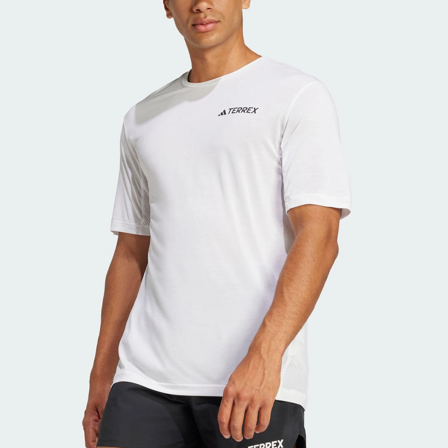 

Adidas genuine CLIMACOOL Men's Outdoor Breathable Short Sleeve JN8134