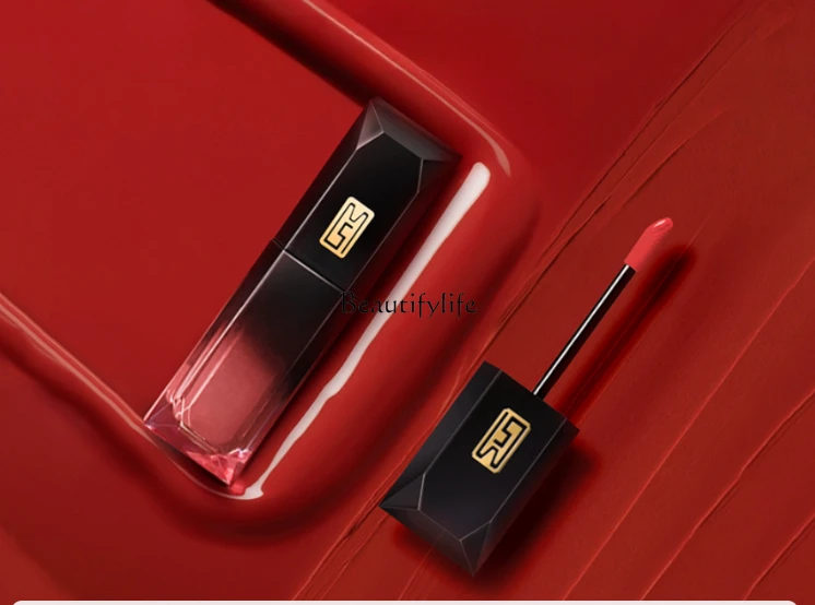 Fog Feeling Lip Lacquer for Female, Matte Finish, Milk Tea Color, Niche Lipstick