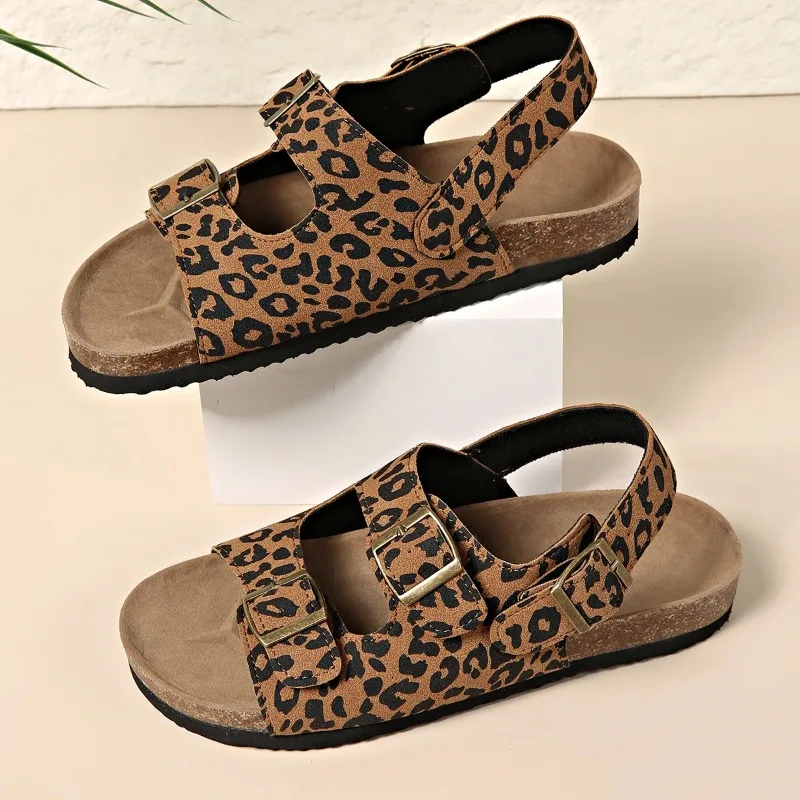 

Женская обувь, летние брендовые женские тапочки с открытым носком, модные повседневные летние тапочки с леопардовым принтом и пряжкой на ремне, большие размеры, римские тапочки на плоской подошве