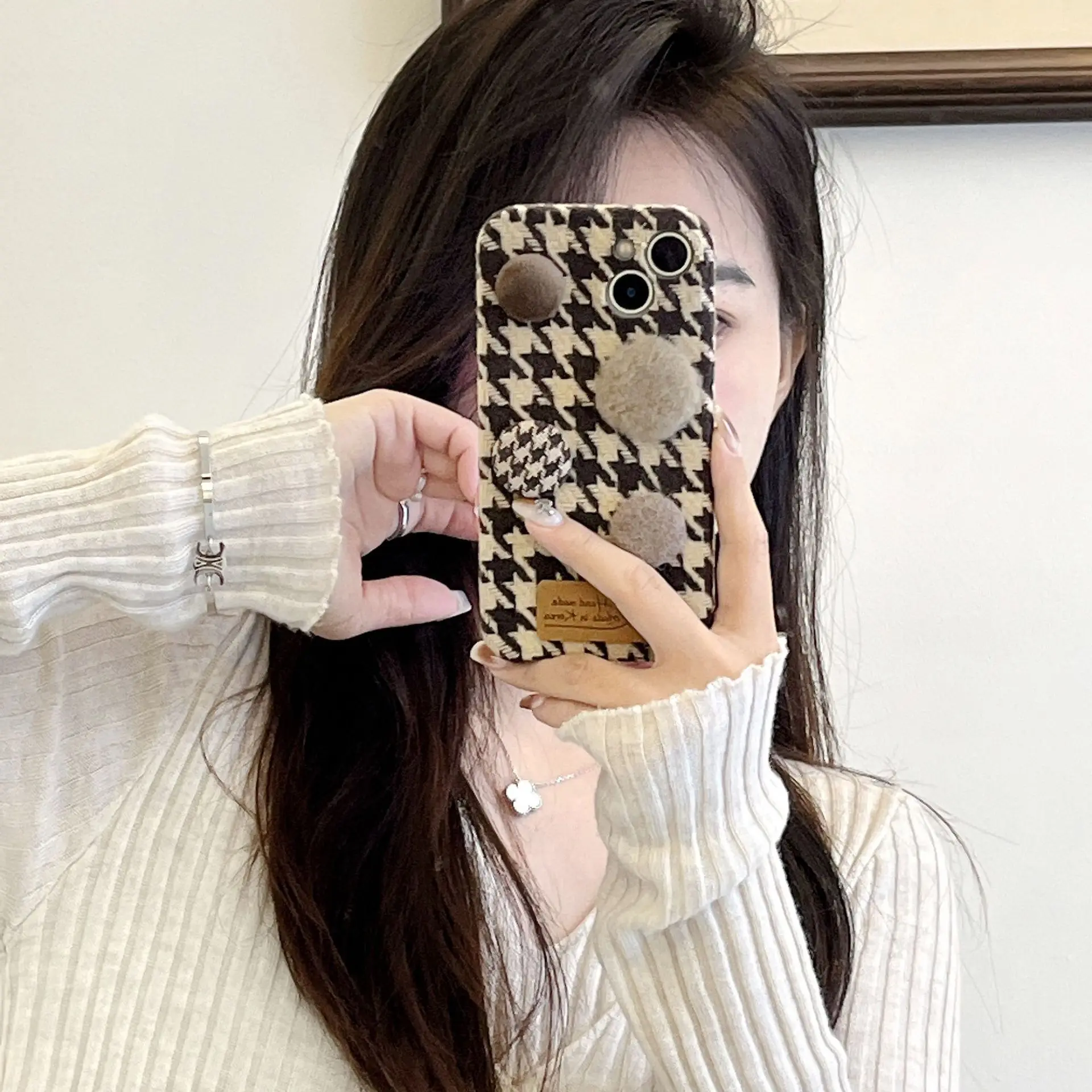 Winter Plush Phone Case Suitable for IPhone 13 Pro Max 14 Pro 12 11 Nano Anti Vibration IPhone 15 Pro Warmth Grid Element Cover
