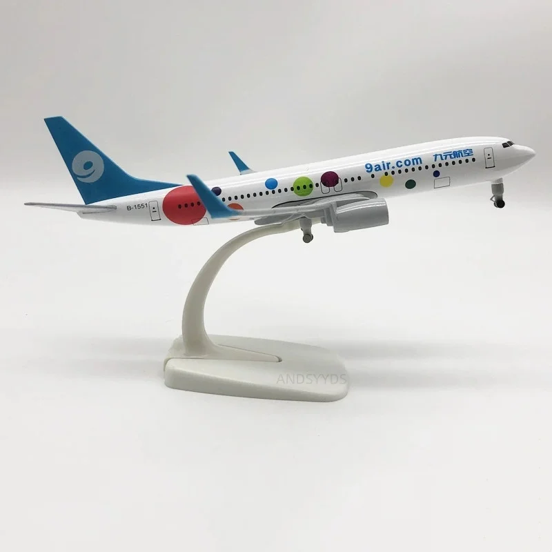 737 Scale Aircraft 20cm Jiuyuan Airlines B737 Alloy Metal Airplane Model With Landing Gear Collectible Miniatures  Displays