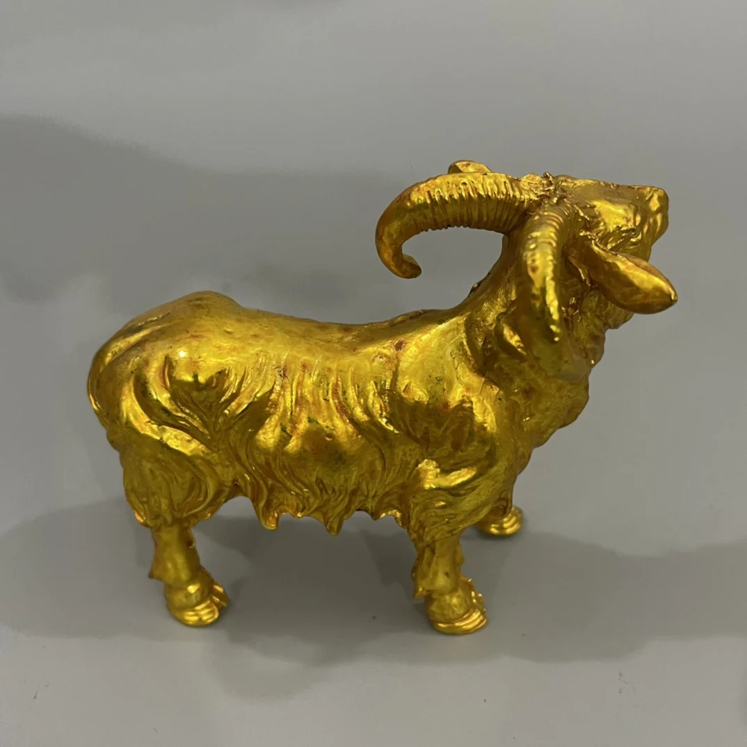 Classic Pure Copper Gilded Lamb Ornaments With Exquisite Craftsmanship and Beautiful Appearance are Worth Decorating