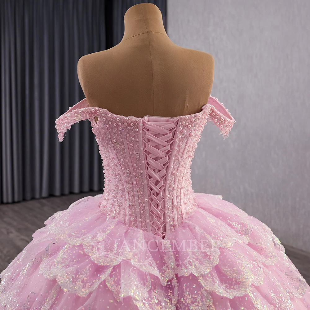 Abiti stile Quinceanera con spalle scoperte Corsetto personalizzato in rilievo Organza Abito dolce 16 Abito da ballo a strati Abiti 15 Anos Princes lucidi