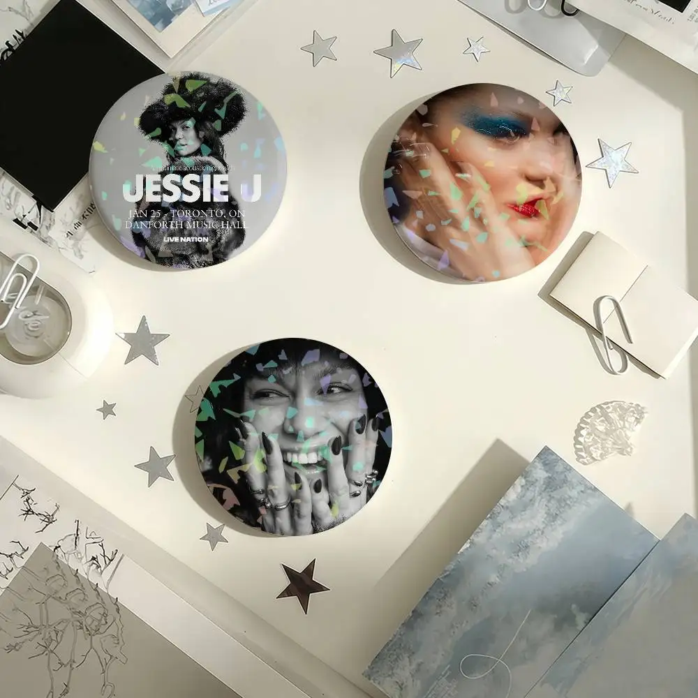 جيسي J جولة لا ندفني مع وقت جيد شارة ليزر دبابيس دبابيس اليدوية لحقيبة الظهر الهدايا حقيبة ديكور المشجعين جمع