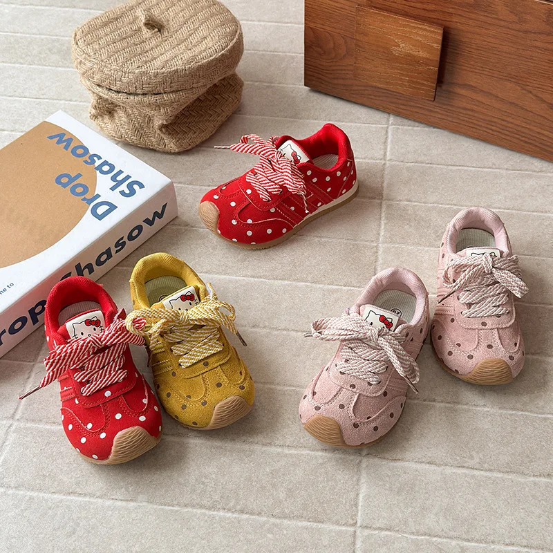 

Girls' Cute Dot Design Low Top Casual Sports Shoes 2025 Autumn Children's Fashion Trend Versatile Comfortable Non Slip Sneakers