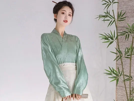 Hanfu Women's Ming Dynasty New Chinese Horse Face Skirt Set, Daily Commuting Improvement, Dark Pattern Jacquard Aircraft Sleeves