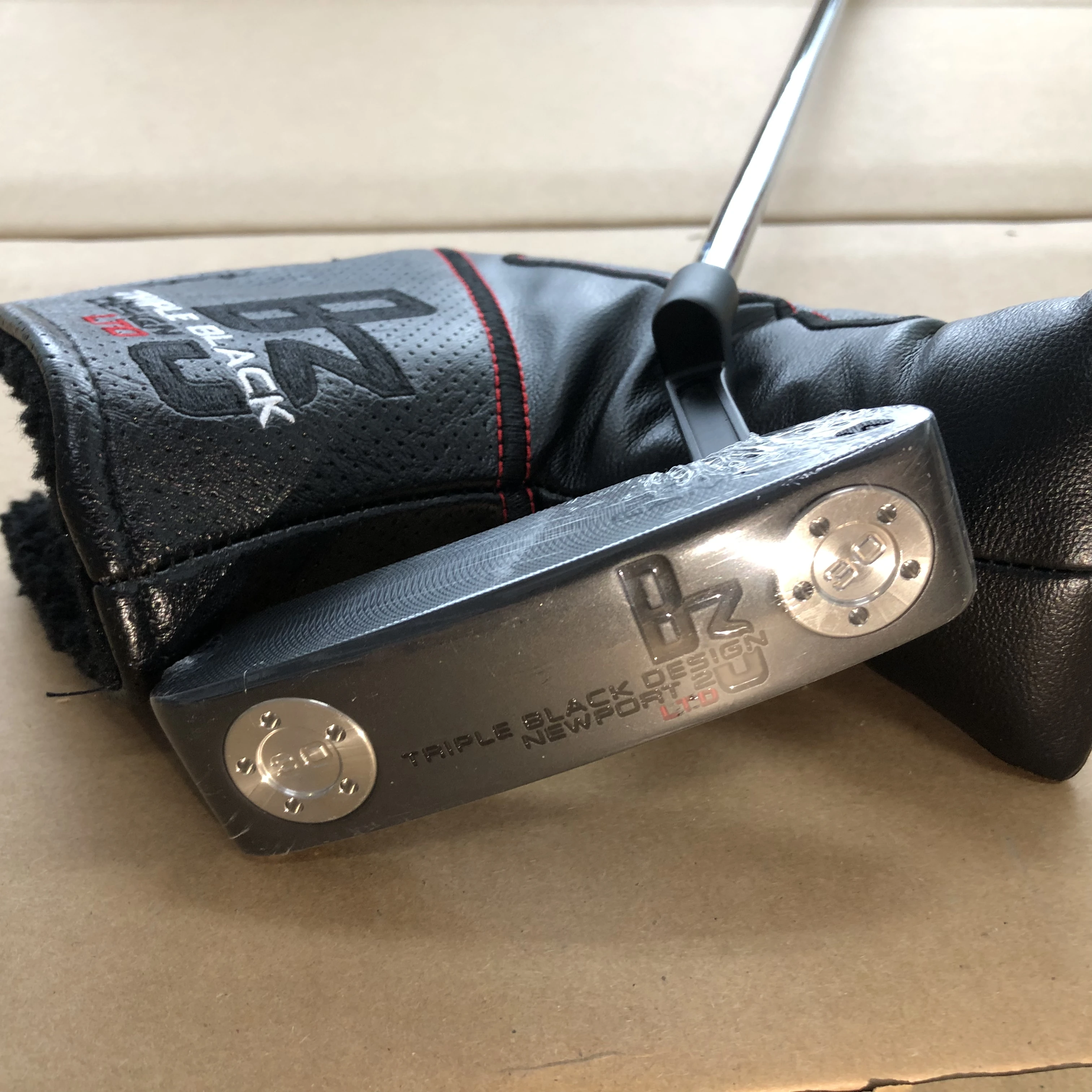 

Golf Putter Black 32/33/34/35inch with Cover