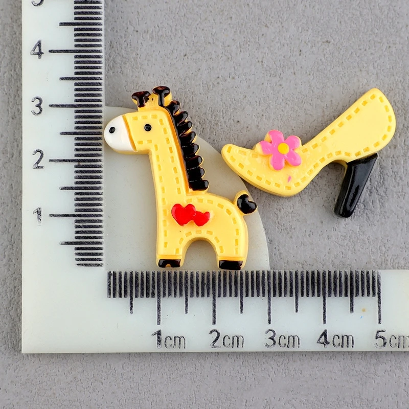 10pcs New Resin Little Horse Flat Back Embellishments For Hair Bows Kawaii High Heel Shoes Cabochon Scrapbooking Craft Accessory