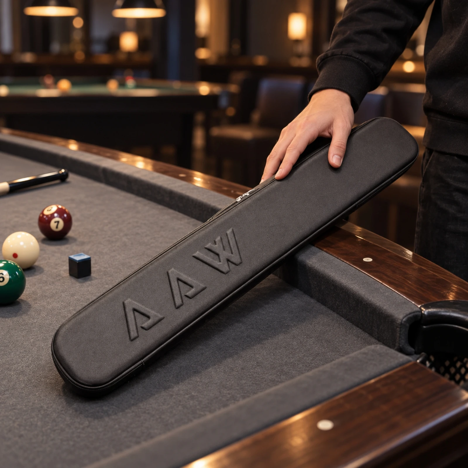 Two-Slot Billiard Cue and Case Lightweight Structured Billiard Cue Carrying Case Safeguarding