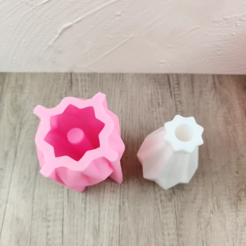 DIY Nordic style origami vase resin silicone mold geometric shape diamond shaped flower pot concrete cement gypsum silicone mold