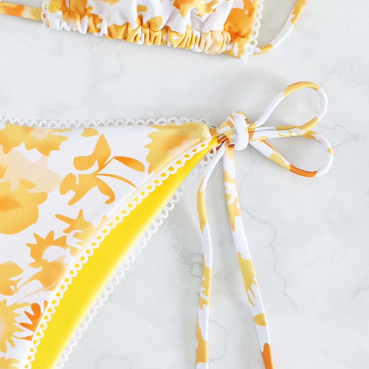 เซ็กซี่ดอกไม้สีเหลือง Micro Mini ชุดบิกินี่ 2 ชิ้น Halter Tie String ชุดว่ายน้ําชุดว่ายน้ําชุดว่ายน้ํา Biquini Tankini Beachwear