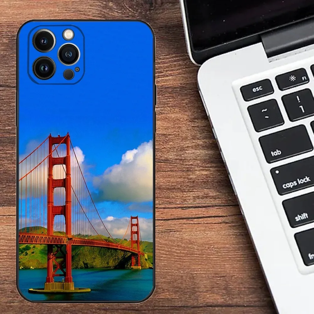 Golden Gate Bridge San Francisco Phone Case For Apple iPhone 15,14,13,12,11,XS,XR,X,8,7,Pro,Max,Plus,mini Silicone Black Cover