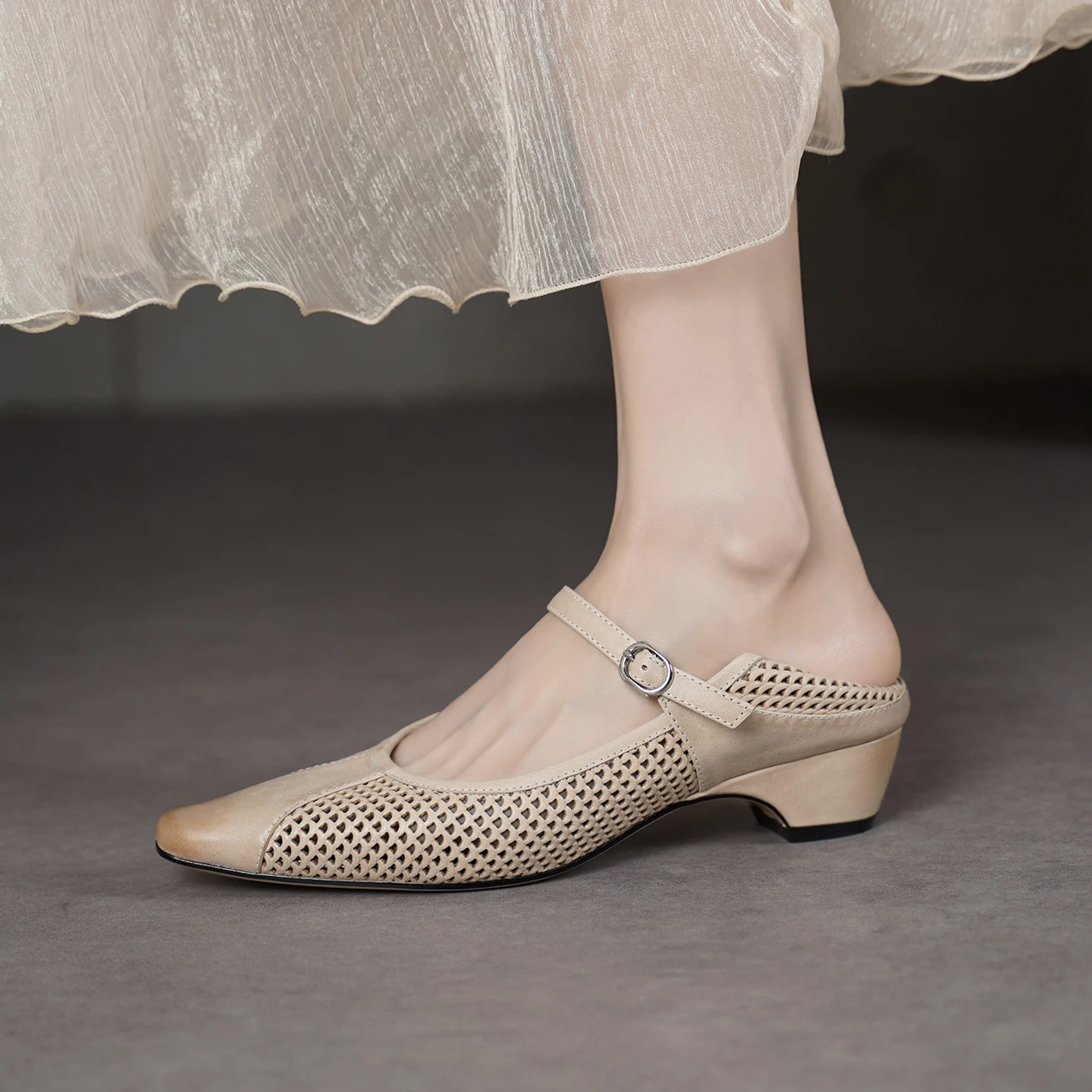 

Genuine Leather Cowhide Women Shoes Pointed Toe High Heel,Openwork Breathable Heeled Sandals,Fashion Mary Janes Shoes