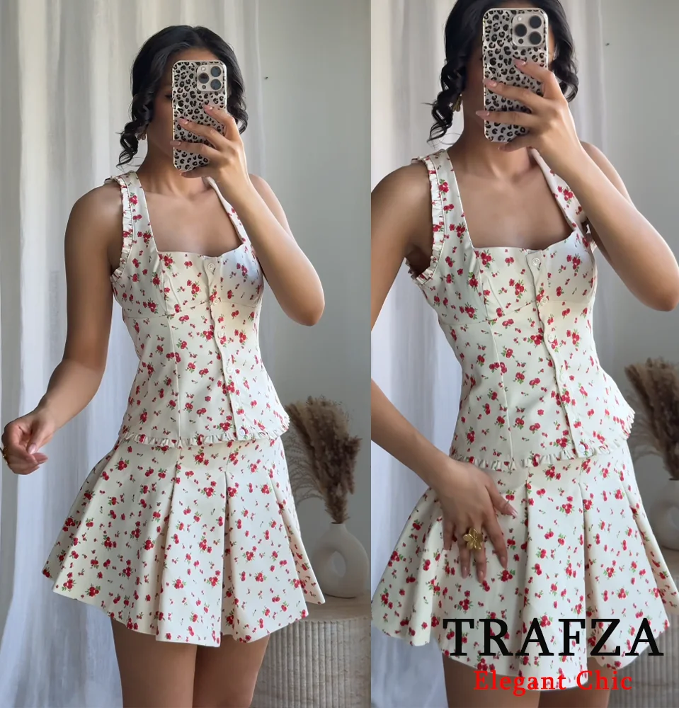 

TRAFZA Women Holiday Printed Top + Pleated Mini Skirt 2025 New Spring Summer Fashion Youthful Date Outfit Top Skirt Outfit Set