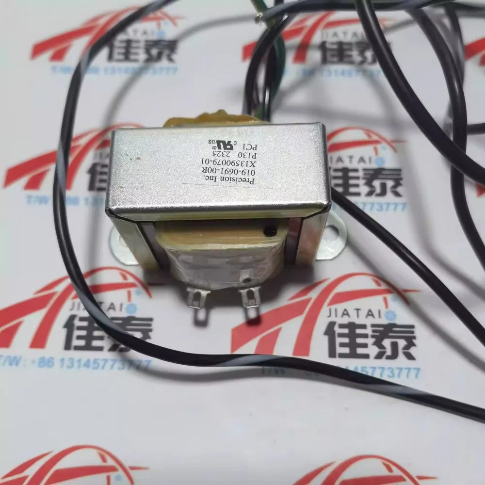 New for Trane air conditioning accessories voltage transformer X13590079-01 voltage transmitter TRR00713