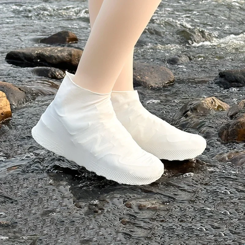 Latex wasserdichte Übers chuhe Unisex Schuhe Protektoren wieder verwendbare rutsch feste Regens tiefel Übers chuhe Wanderschuhe Zubehör