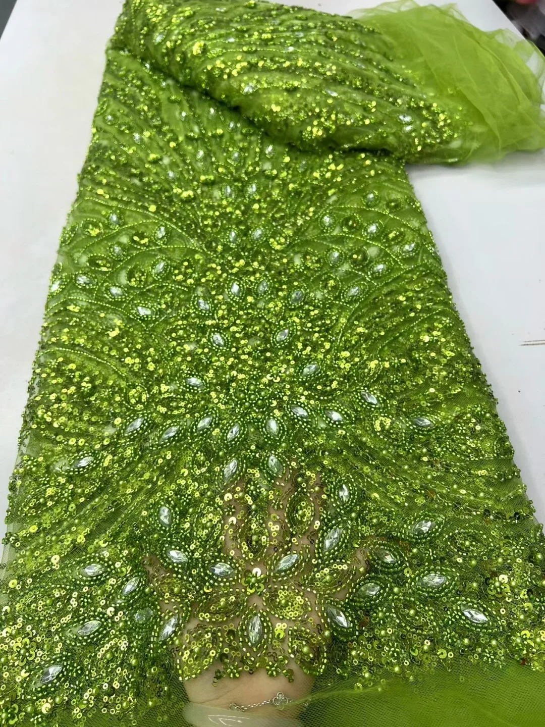 

New Luxury Nigerian African Heavy Beads Sequins Mesh Lace 2026 Bride French Net Lace Fabric Sewing Embroidered Lace Tulle Women