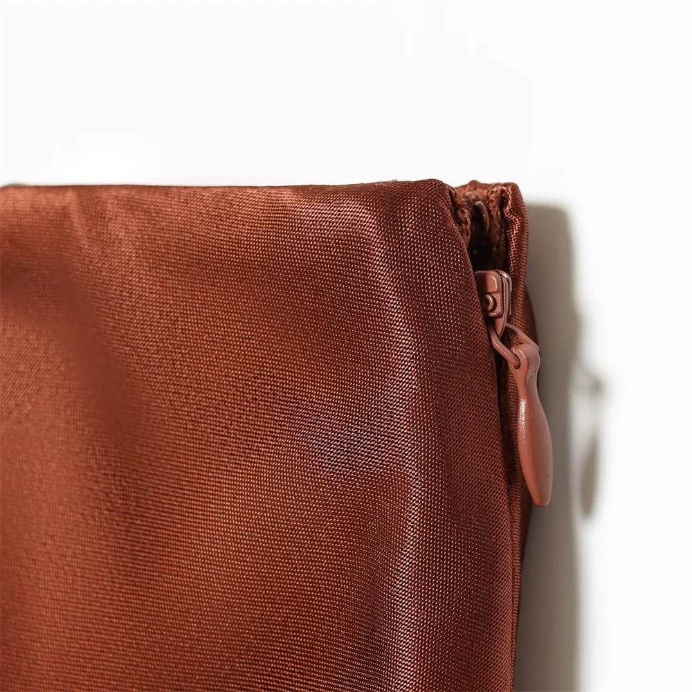 Winter New Product Women's Fashion Versatile Contrasting Lace Decoration Mid Waist Silk Texture Long Skirt Midi Half Skirt