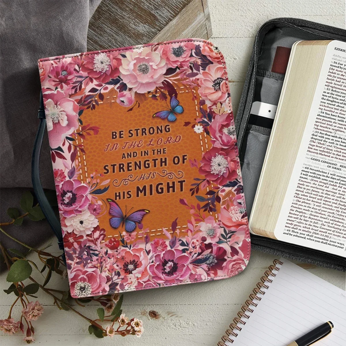 

Be Strong in The Lord Print Women Bible Cover Case Butterflies Floral Design Ladies Presonalized Holy Storage Boxes for Ladies