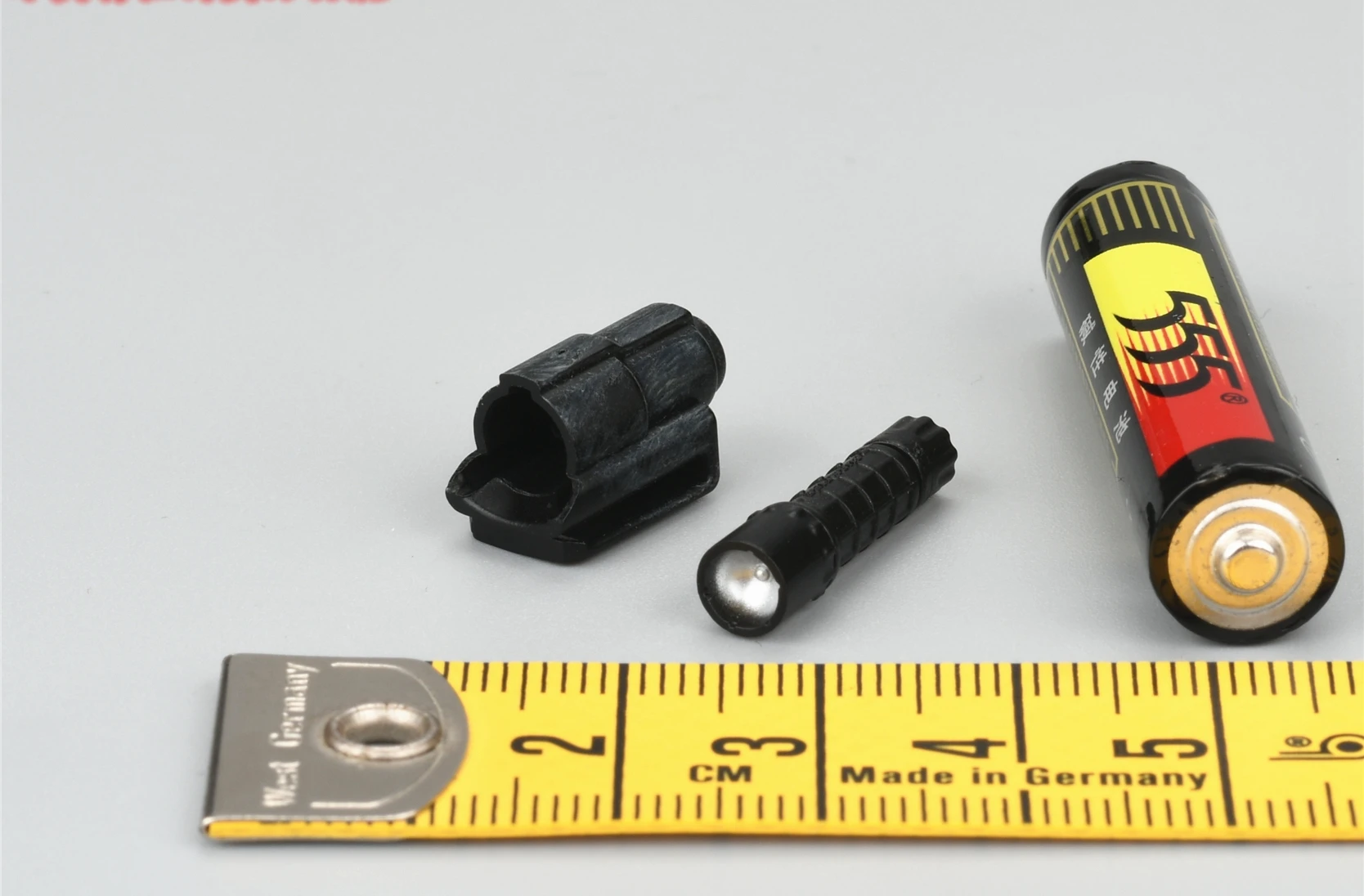 DAM 78095 1/6 Soldier Flashlight Model for 12 