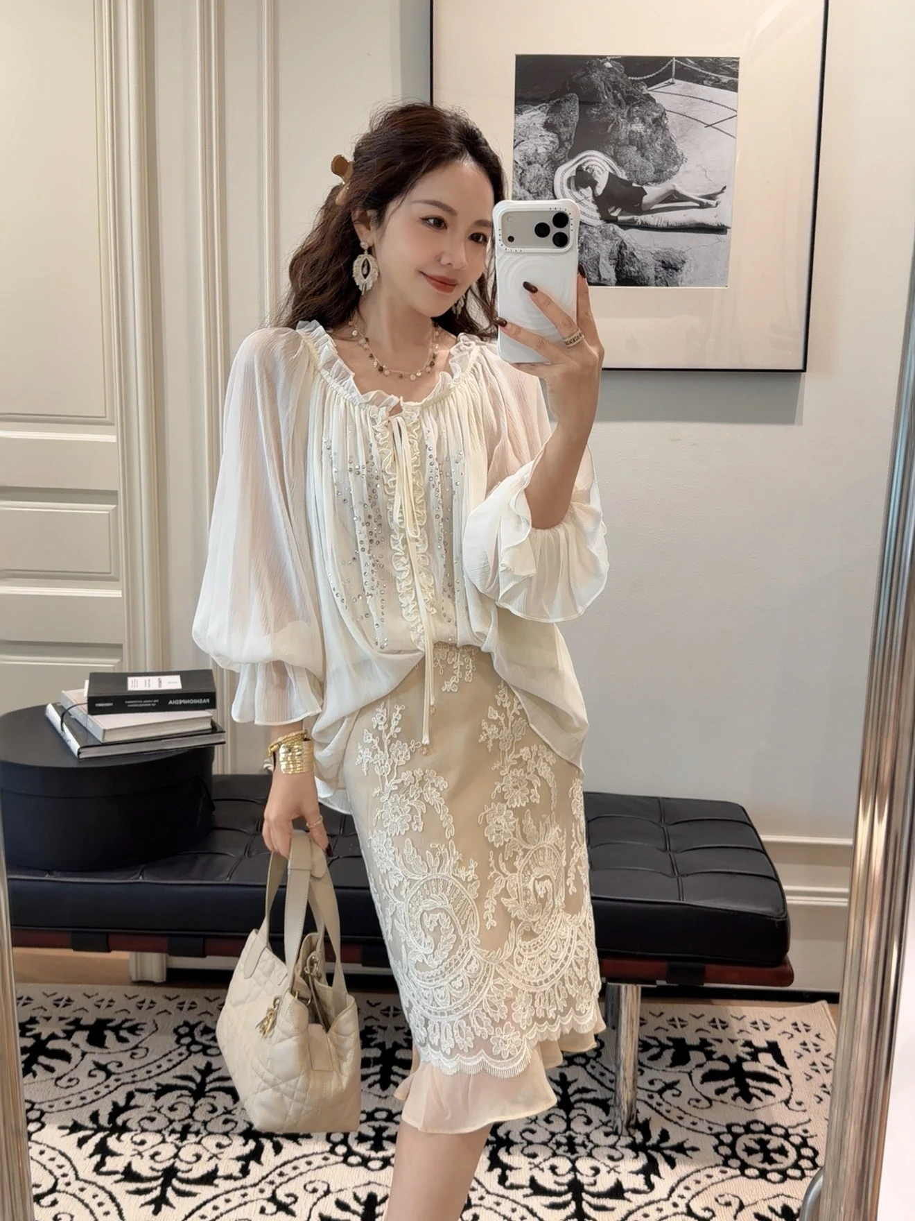 

PINZIKO Gentle Long Sve Women's irt Design Sense French Sle Ruffle Hem Diamond Embellied Casual Faion Polyester Fiber