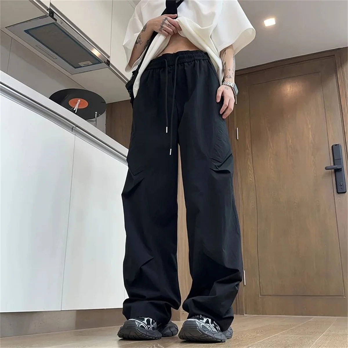 

Versatile Wrinkled Ice Silk Drape Pants Straight Tube Loose Sports Workwear Pants Fashion Loose and Versatile Casual Pants