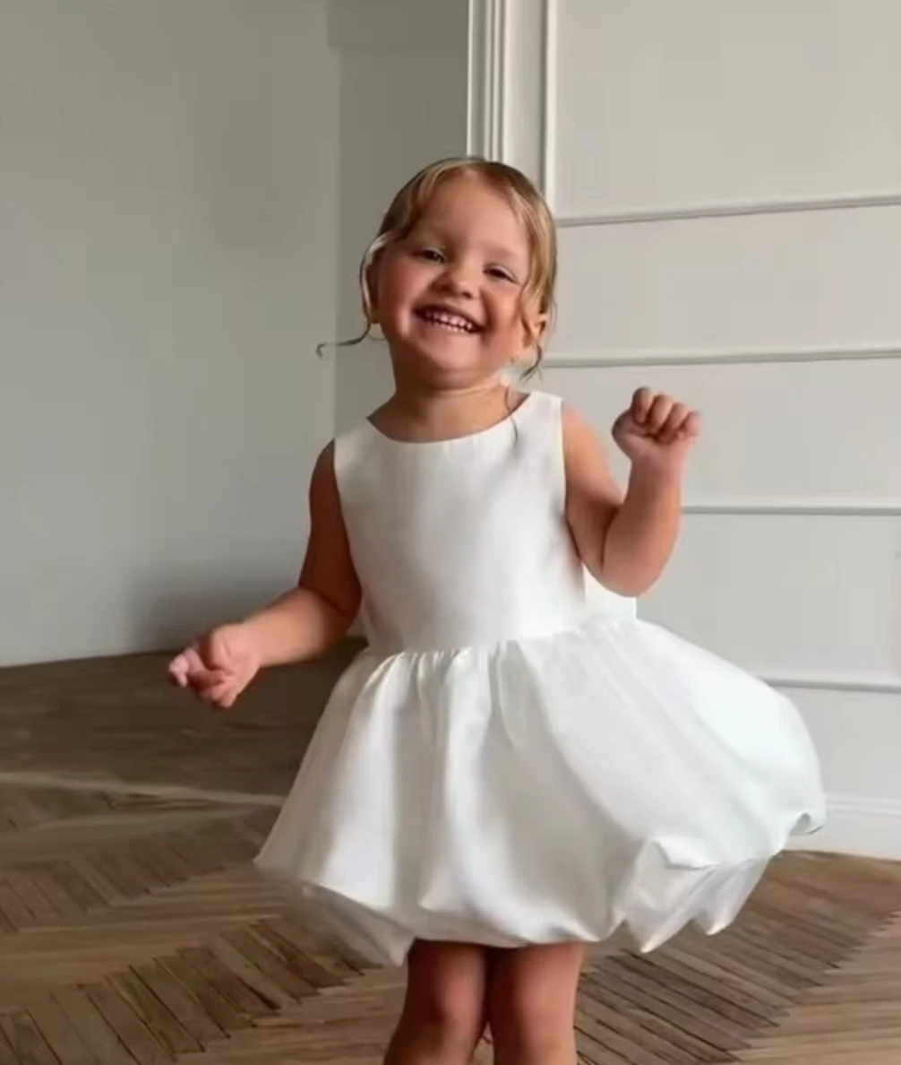 New Born Baby Girls 3D Pom Dress for Kids Fluffy Bloomer Tribute Silk White Vestidos Dress for Wedding Flower Girls Bows Clothes