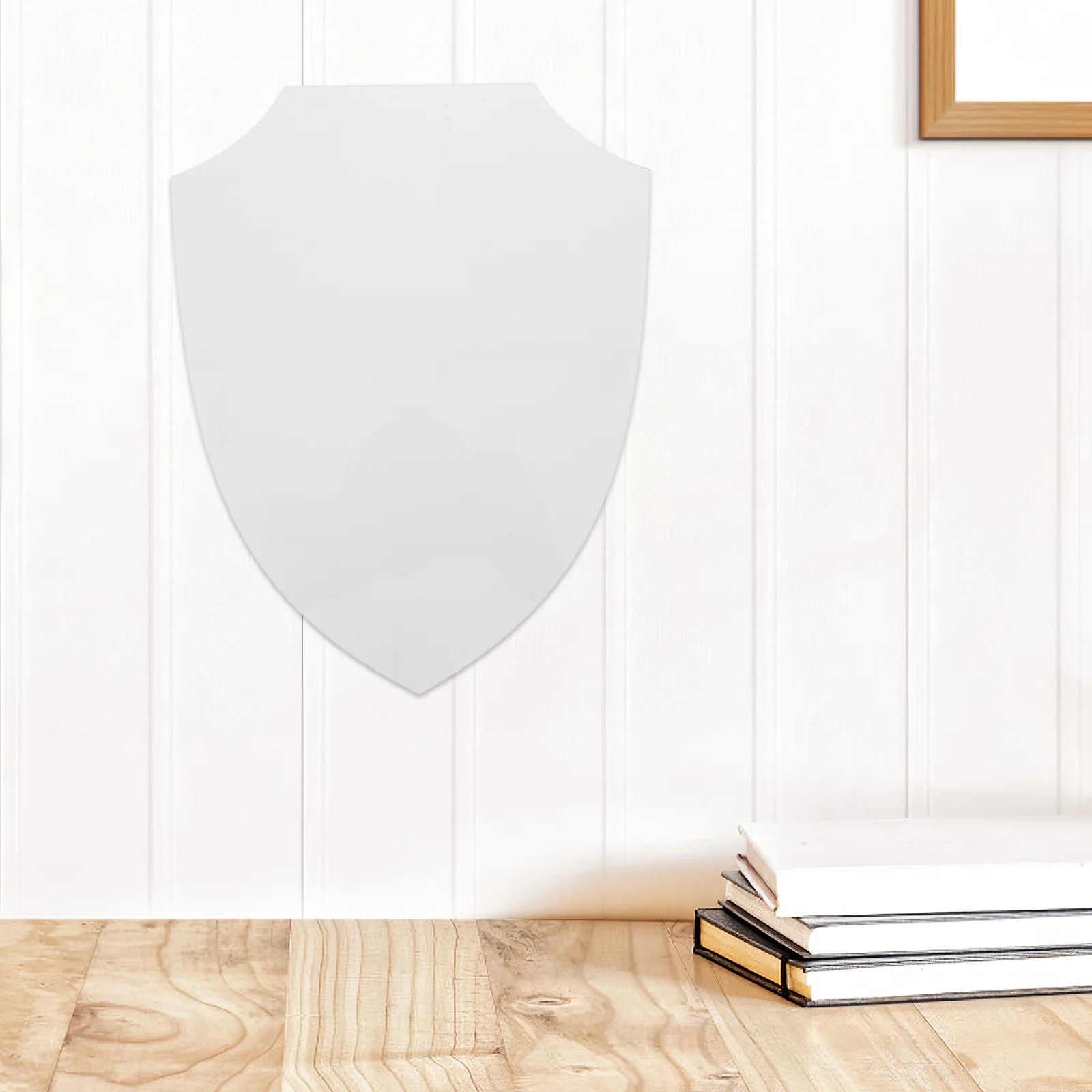 

2Pcs Unpainted Wooden Shield Cutout Sublimation Photo Plaque Blank DIY Crafts Home Decor Sign Unpainted Wood Photo Frame