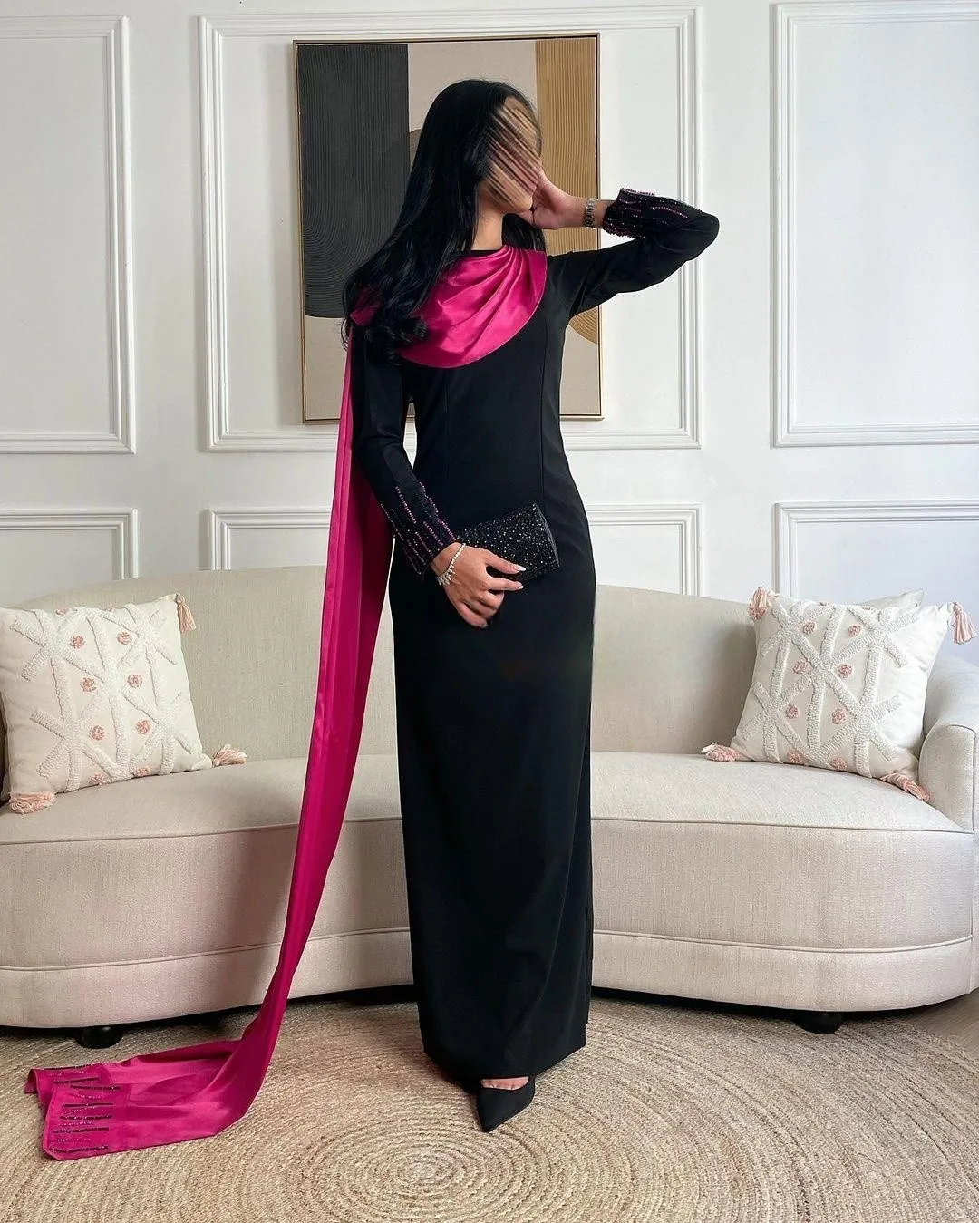 

Lovestory Black Sheath Prom Dresses Contrast Fushcia Flutters Crew Neck Evening Dress Saudi Arabia Women Wear Formal Party Gowns