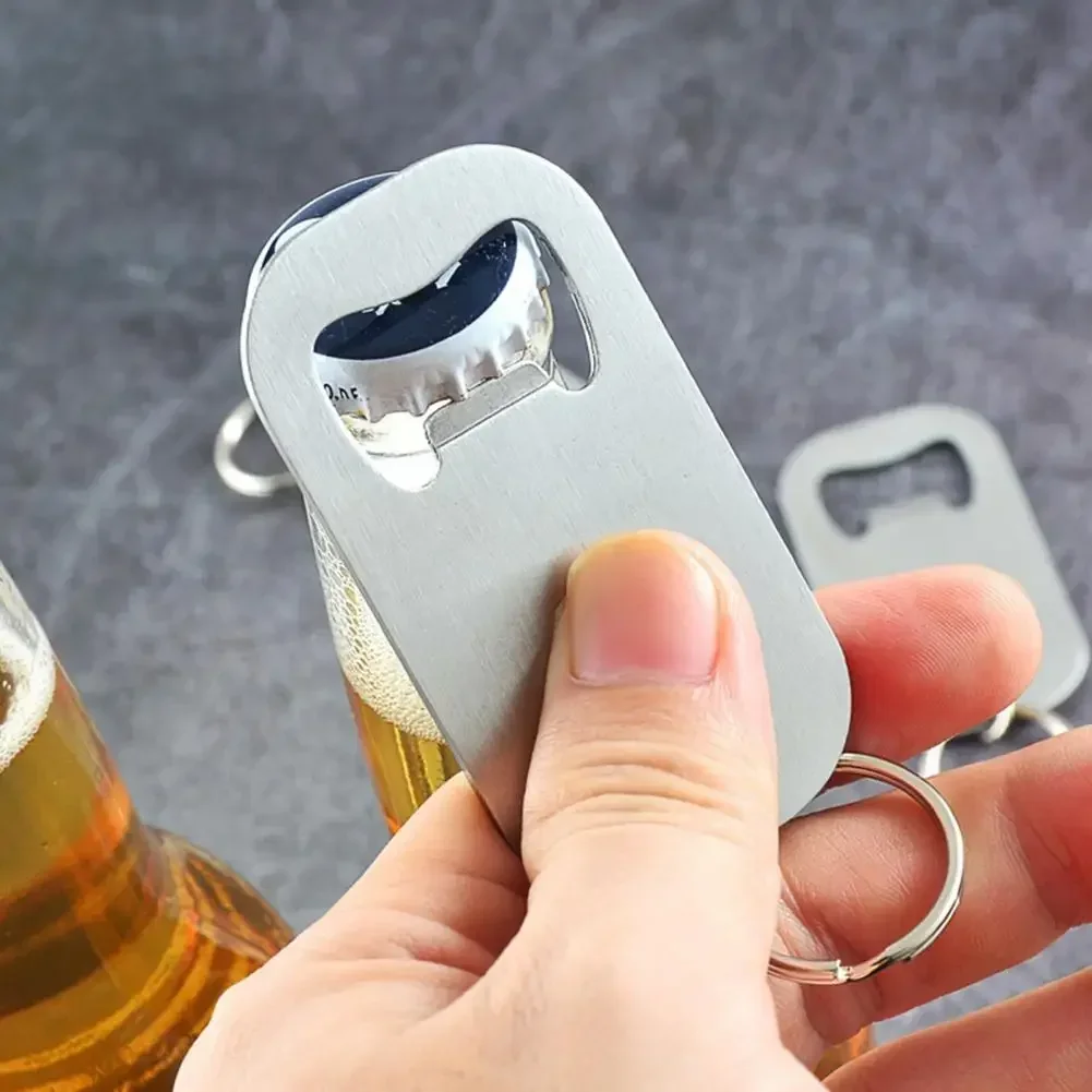 High Hardness Bottle Opener Manual Labor-saving Keychain Stainless Steel Flat Speed Beer Opener Can Opener for Home Kitchen Bar