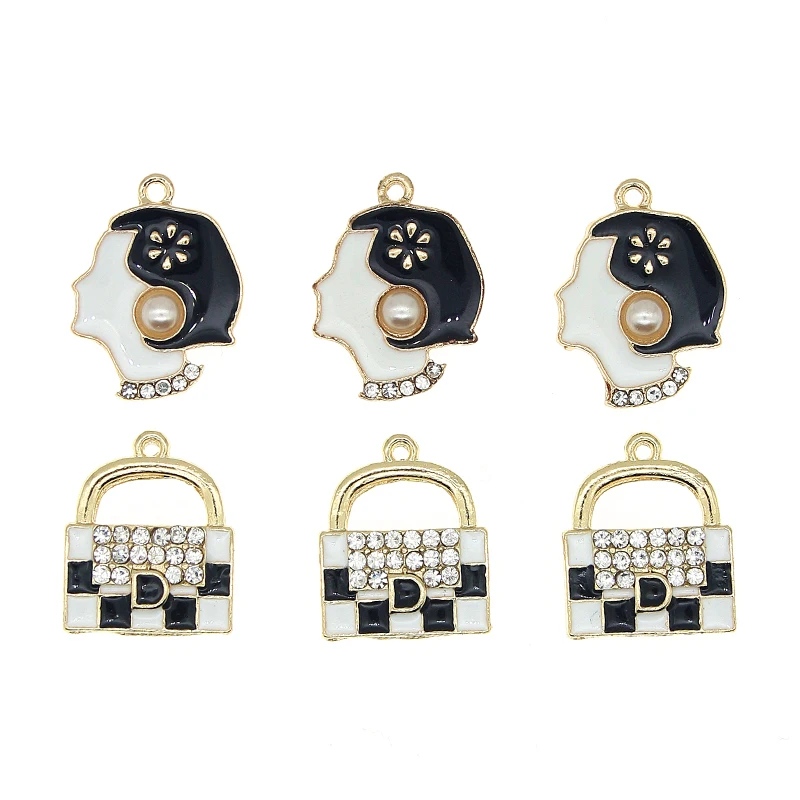 5pcs Beautiful Girl Enamel Black and White Check Bag Pendant Charms for Earring Necklace Bracelet DIY Jewelry Accessories Gifts