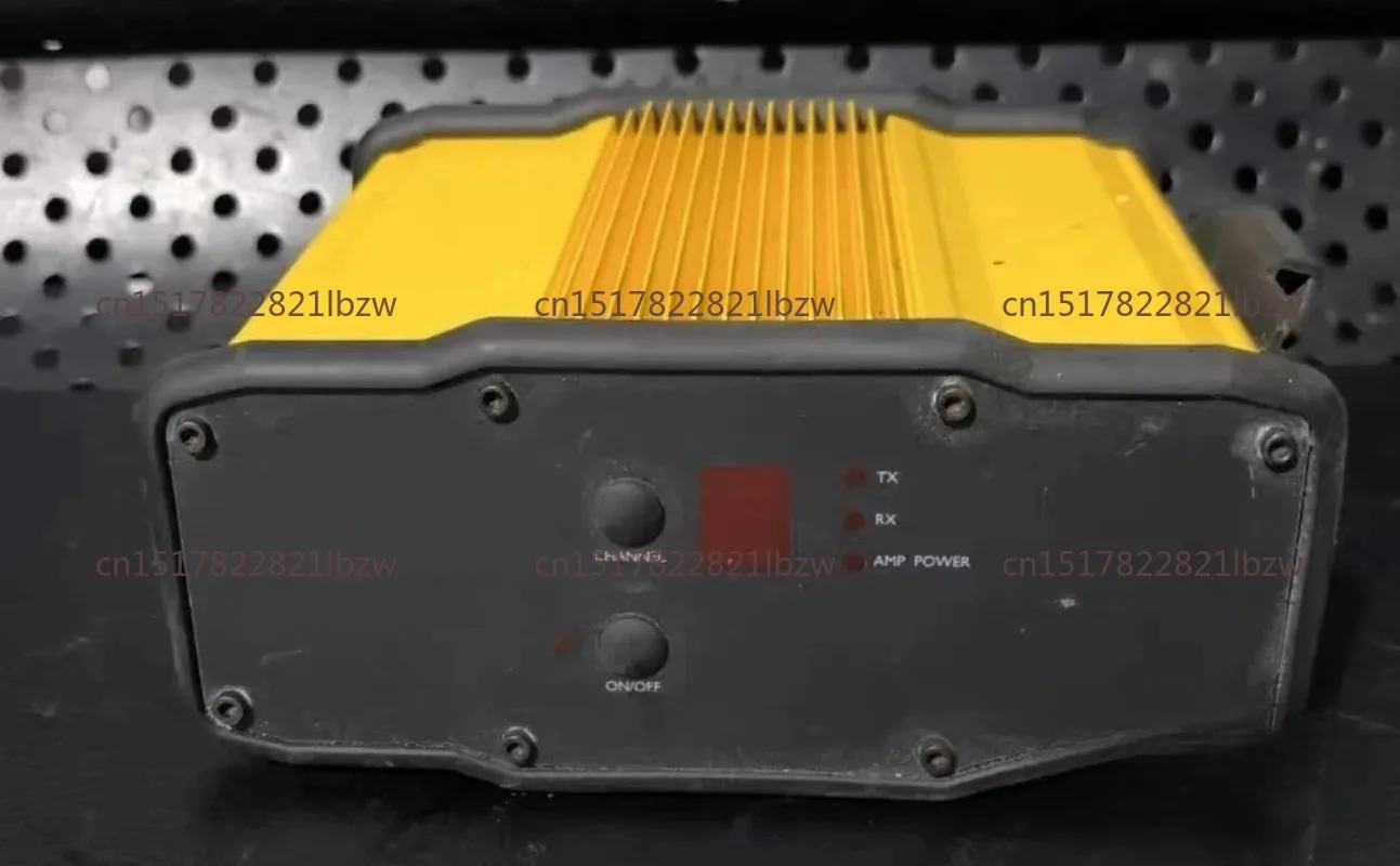Used radio HPB450, PDL4135 410-430MHz, normal function, no other accessories