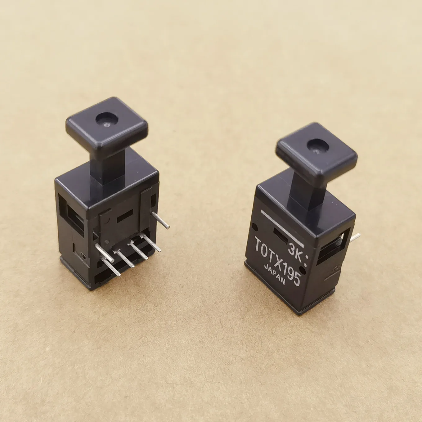 Original New 100% Photoelectric Switch TOTX195 Fiber Optic Transmitting Sensor Switch
