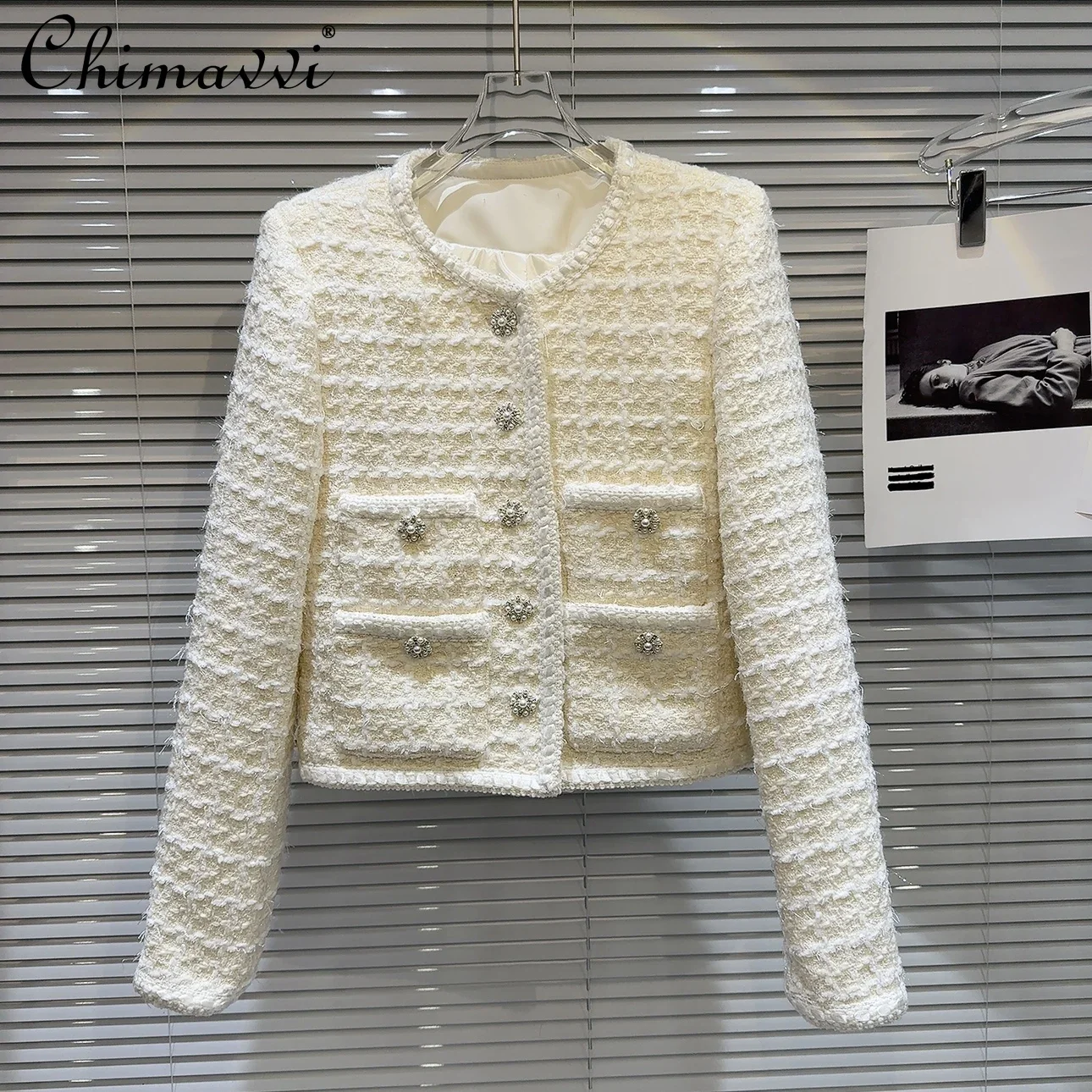 2024 Winter Clothes New Fashion Pearl High-end Buckle Tweed Jacket Long Sleeve Warm Temperament Down Inner Short Women Coat