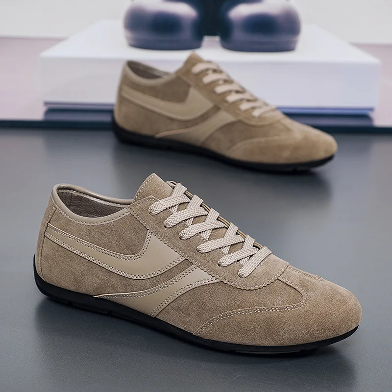 Herren-Sneaker 2025 Frühling Neue Luxus Flache Slipper Bequeme Slip-on Weiche Herren-Sneaker Leichte Outdoor-Schuhe für Männer