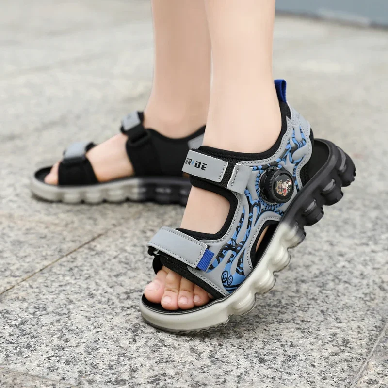 Kids Casual Beach Water Sandals Boys Rotary Buckle Design Breathable Soft Bottom PU Upper Lightweight Anti‑Slip Sole
