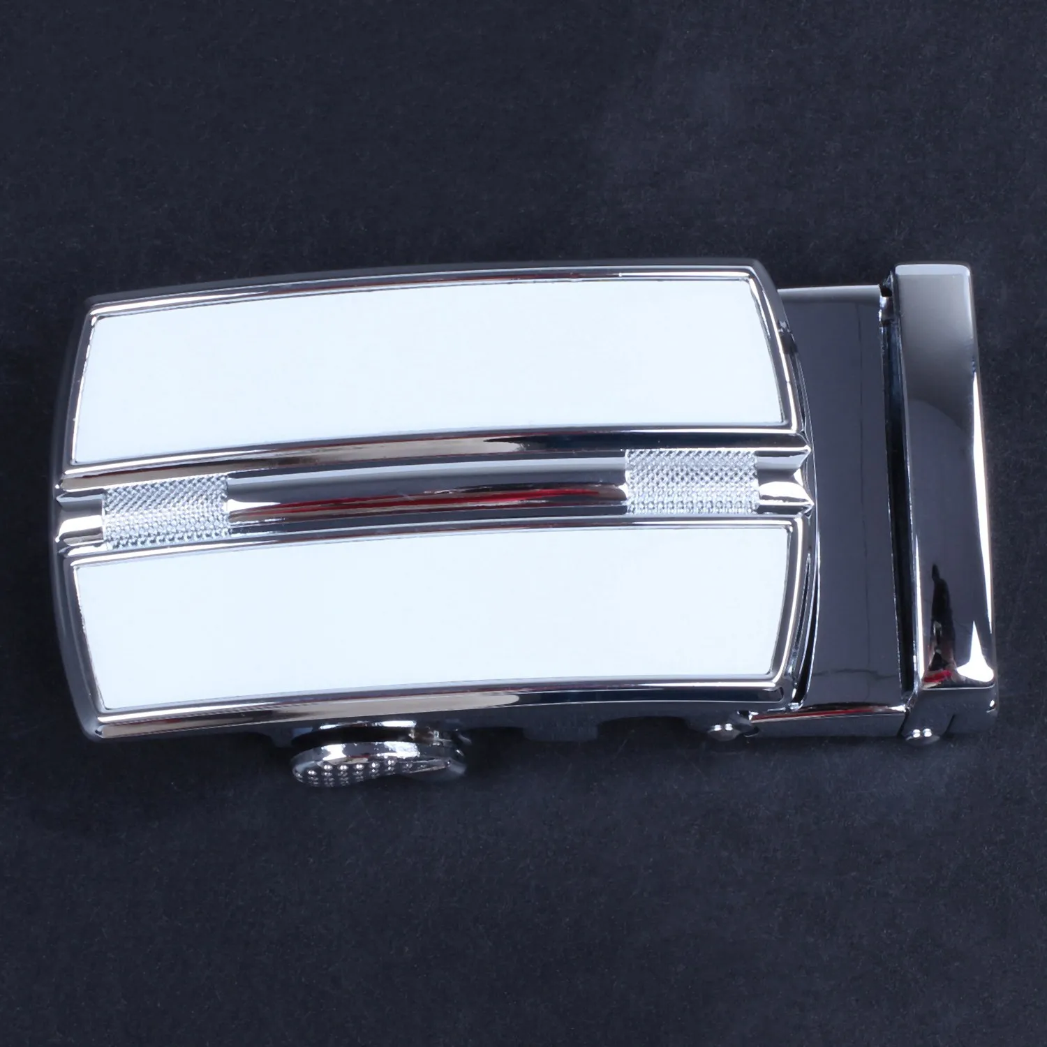NEW-Men's Solid Buckle Automatic Ratchet Leather Belt Buckle In The Middle With An Edge-Silver