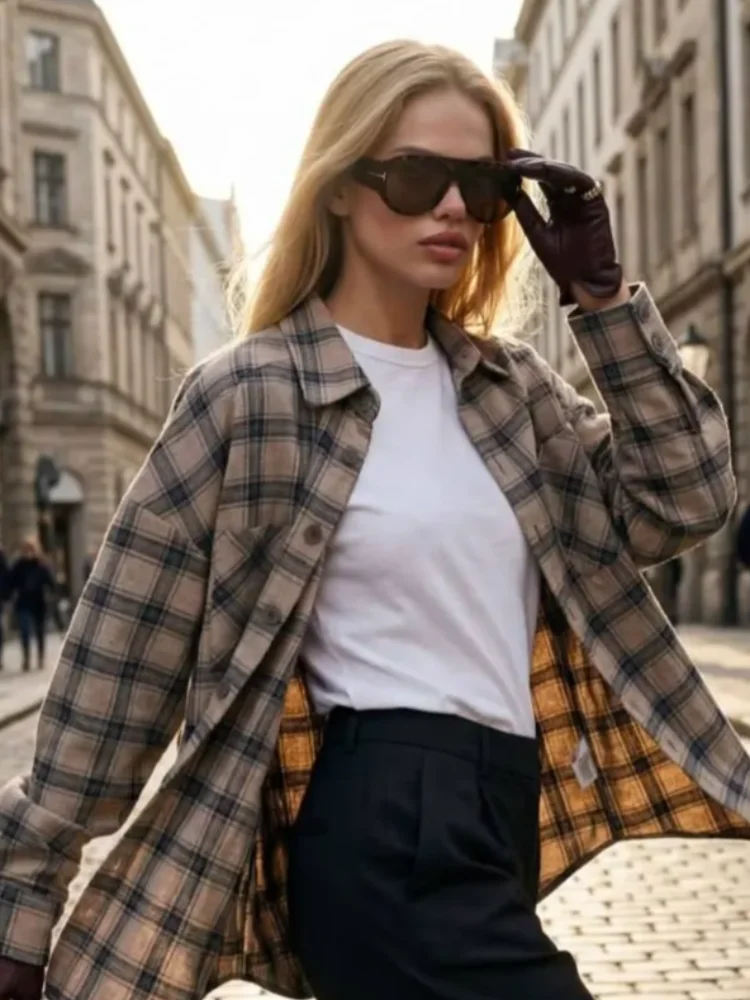 

Color-block Women's Single-breasted Plaid Shirt Lady Fashion Chic Vintage Lapel Full Sleeve Pockets 2026 Spring Indoor Tops