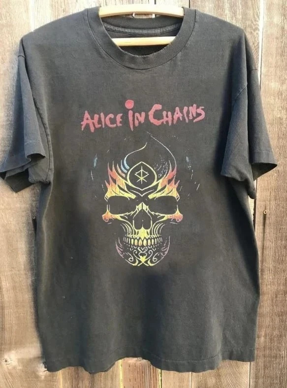 Vintage Alice In Chains Print Short Sleeves T-shirt Grunge Rock Band Graphic Men Women 90s Alternative Music Merch Gift For Fan