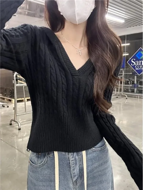 

2024 New Black Small V-neck Twist Hood Sweater Women Autumn 2024 New Gyaru Tight Waist Short Knitted Pullover Top Q46
