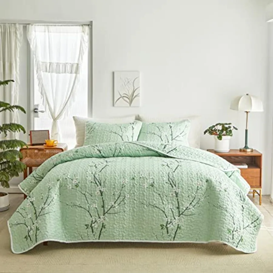 

Комплект постельного белья Queen Size: 3 предмета, зеленый узор «Цветущие ветви», 88x88, мягкое микрофибровое легкое покрывало-плед
