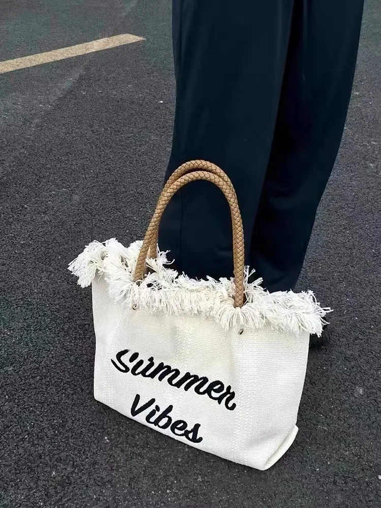 Luxury Designer Women's Tote Bags  In 2023 summer Fashion New Weave Ladies Handbags Large Capacity Female Tassel Shoulder purses