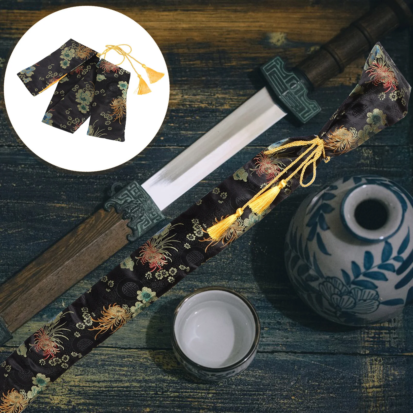 

Silk Martial Arts Sword Bag Traditional Design Comfortable Grip Pouch for Katanas Tai Chi Swords Scroll Storage Lightweight