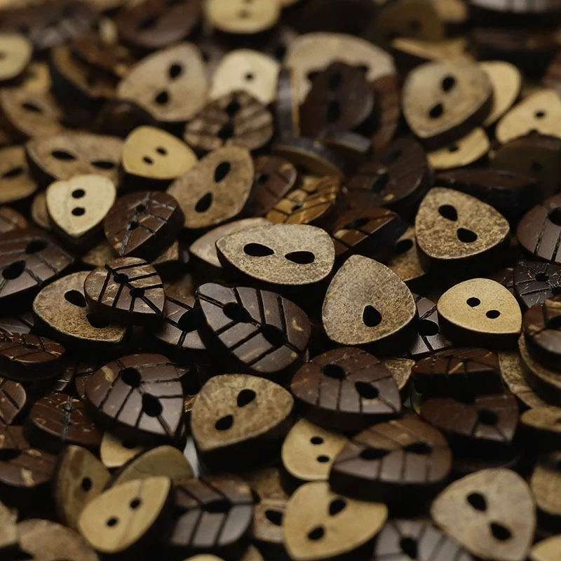 30 Stück 2-Loch-Knöpfe aus Kokosnussblättern, kleine natürliche Holzknöpfe zum Nähen für Kinder-Strickjacken und Kleidungszubehör