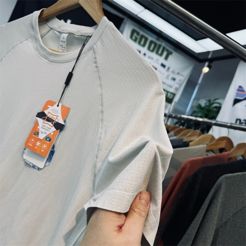 تي شيرت Miosam عالي الجودة للرجال صيفي سريع الجفاف وتكنولوجيا الراحة يمتص العرق وتبريد الهواء للجنسين تي شيرت رياضي للياقة البدنية