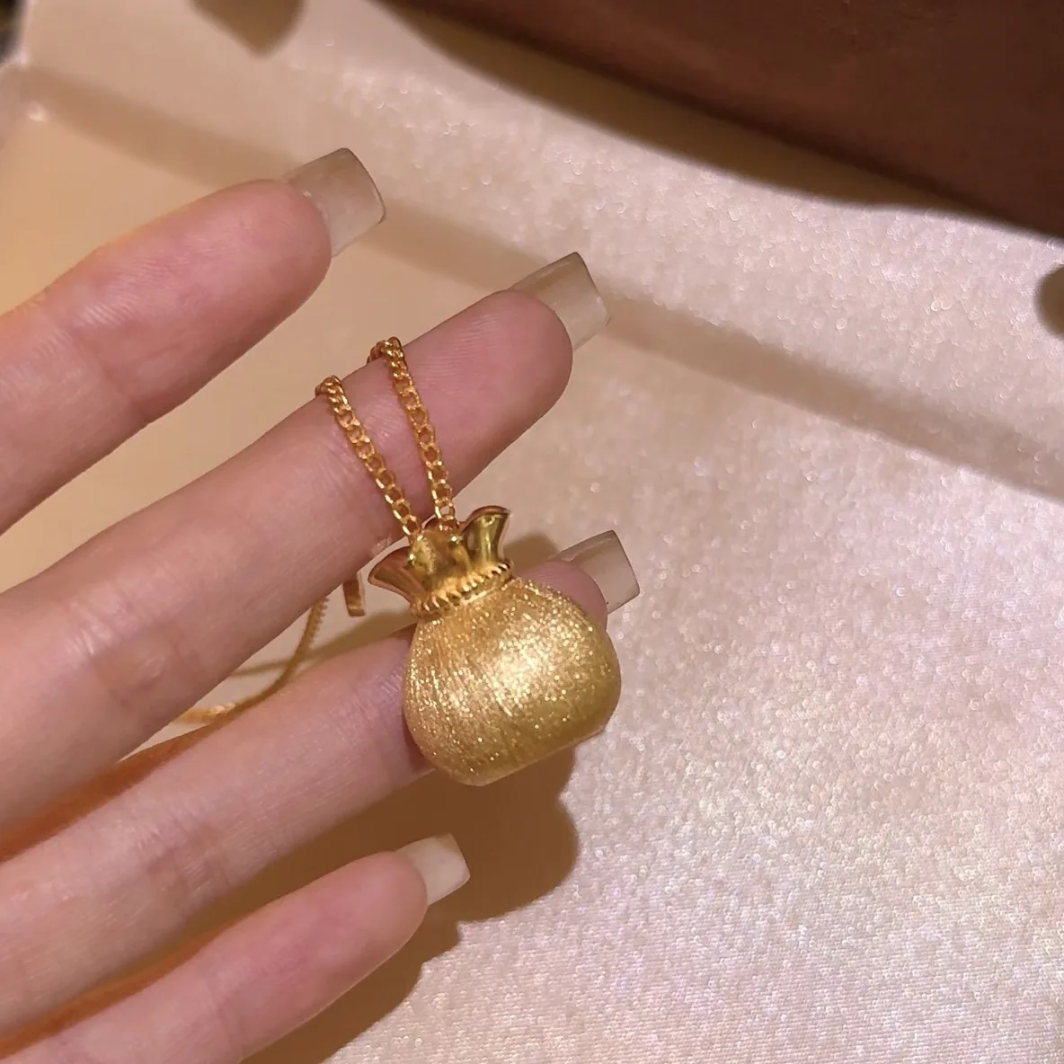 Vintage New Chinese Style Brushed Lucky Bag Necklace Women Hidden Gold Ingot Pendant Exquisite Luxury Versatile Dainty Clavicle