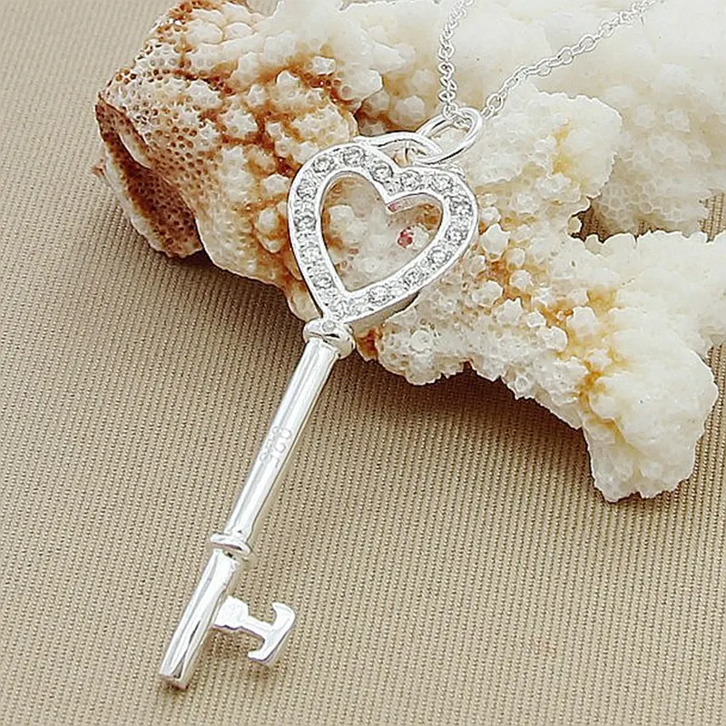 925 Sterling Silver 18 Inch Chain AAA Zircon Heart Key Pendant Necklace For Woman Fashion Wedding Engagement Jewelry