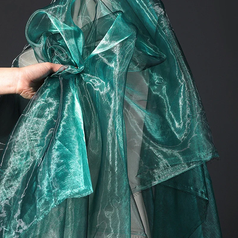 

Красная, черная блестящая двухцветная градиентная тонкая ткань по метрам для украшения платьев, юбок, шитья, прозрачный тюль, текстиль