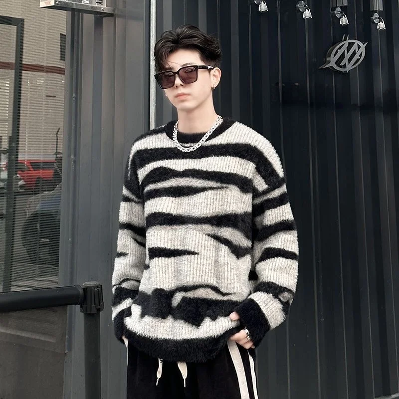 

Новый зимний модный свободный вязаный свитер в полоску для пар, повседневный молодежный кардиган с круглым вырезом и длинными рукавами