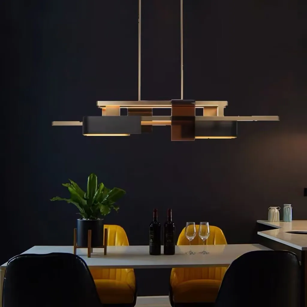 آخر الحديثة الشمال مطعم بار الثريا 2025 جديد قلادة ضوء مصمم مخصص الفولاذ المقاوم للصدأ Led الفن قلادة أضواء